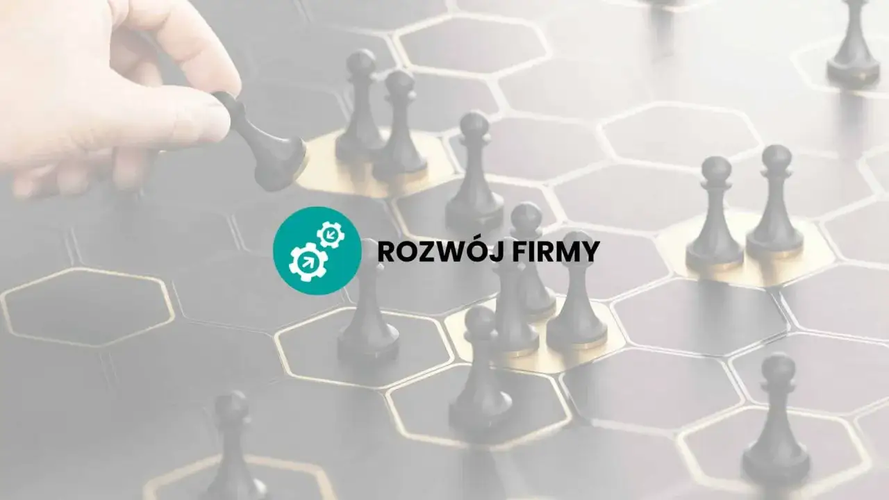 Ruch pionkiem na planszy symbolizuje rozwój firmy. Pomoc de minimis sudop wspiera strategiczne posunięcia.